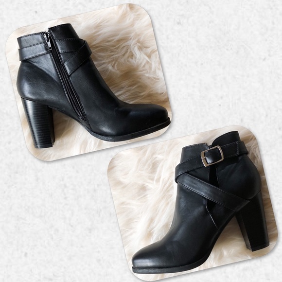 Bamboo “Cheek” Ankle Boots - Picture 4 of 6